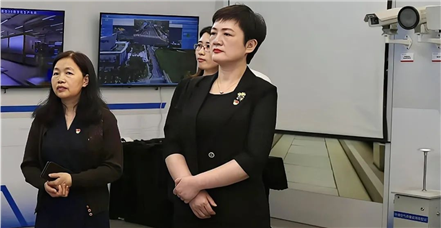 竞博体育火炬高新区党工委委员、纪工委书记陈静玲一行莅临罗普特集团调研指导